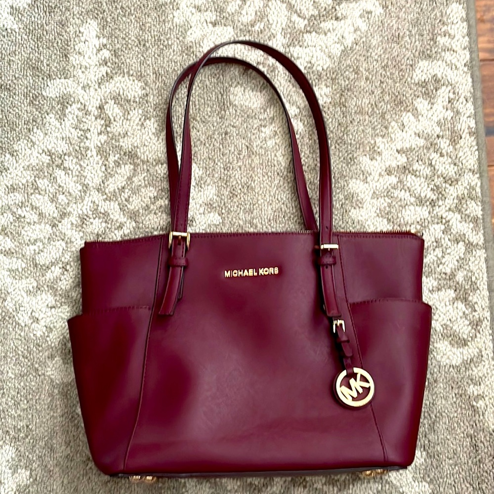 Michael Kors Jet Set Tote/Purse